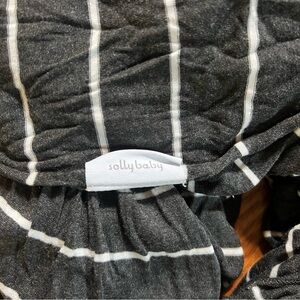 Solly Baby Black and White Striped Wrap